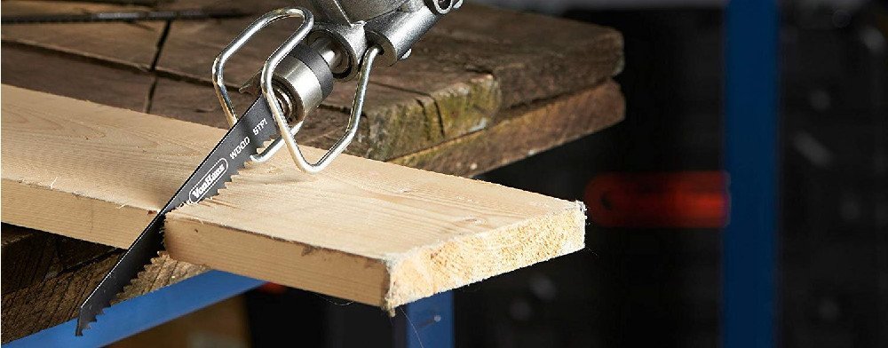 Reciprocating Saw Guide